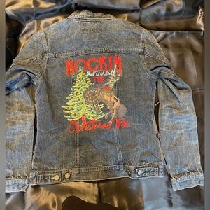 NEW! One-of-a-Kind “Rockin’ Around the Christmas Tree”